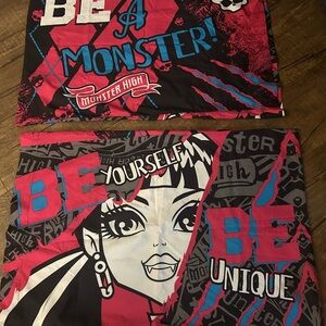 Monster High Pink and Black Bedding Set